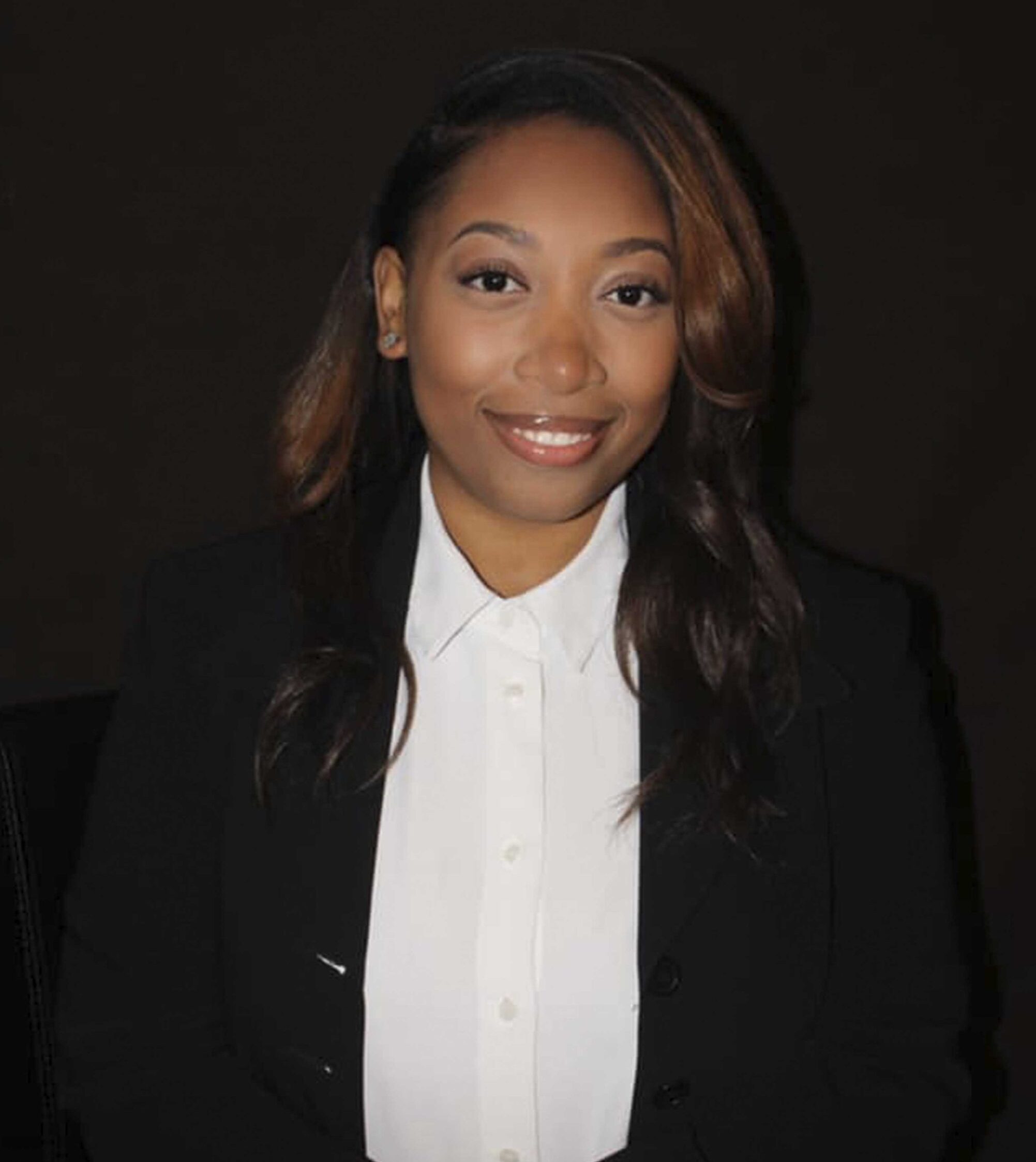 Monea Bailey scaled e1642086010274