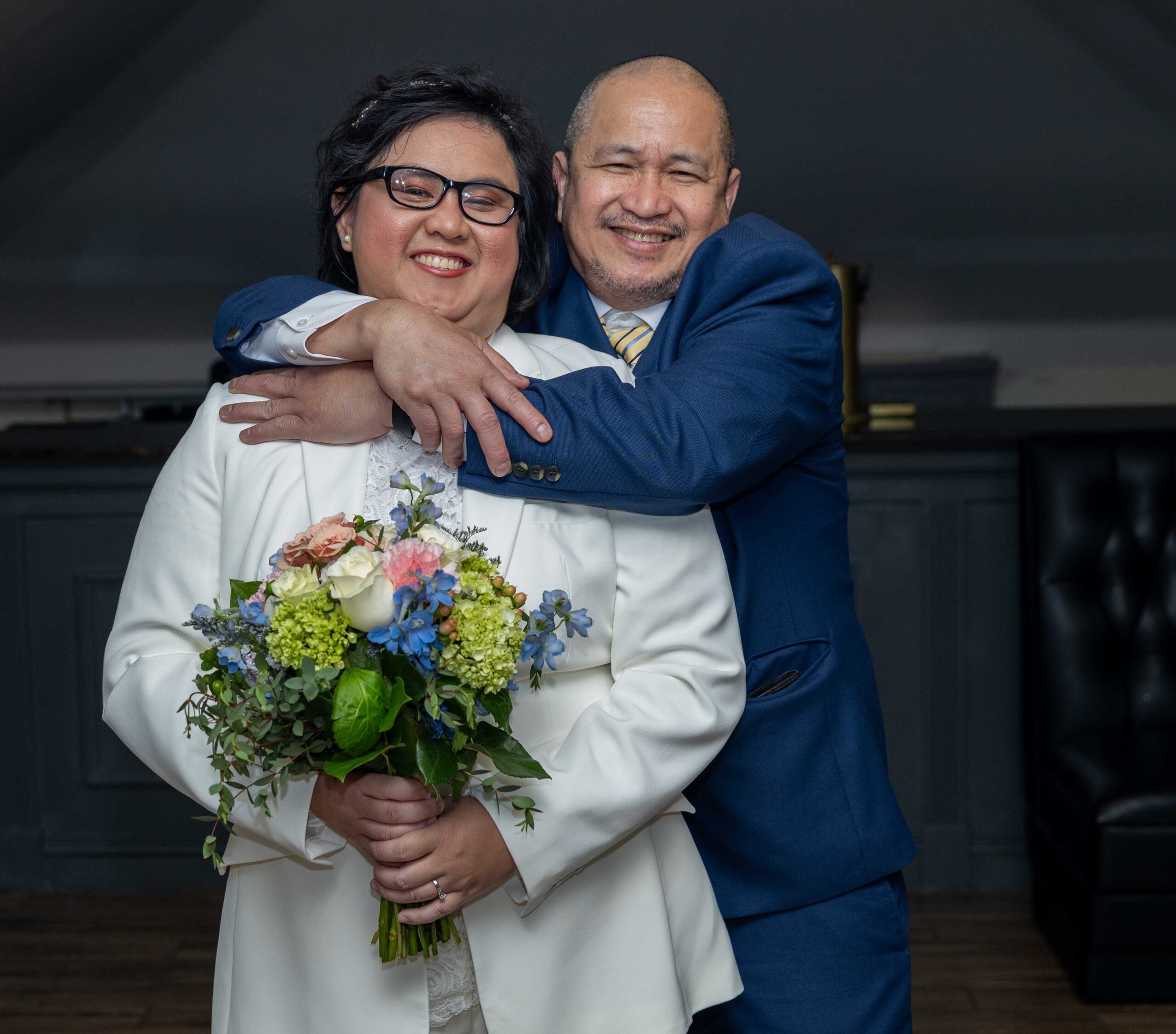how to find wedding photographers in philadelphia